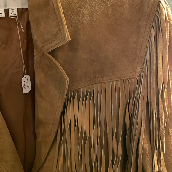 Free people vibe Vintage suede fringe! This Jacket is in Excellent condition. - Picture 9 of 14